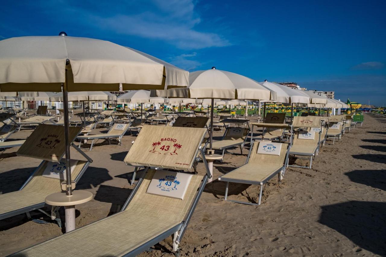 Hotel Villa Dei Fiori - Sul Mare Con Piscina Viserbella di Rimini Extérieur photo